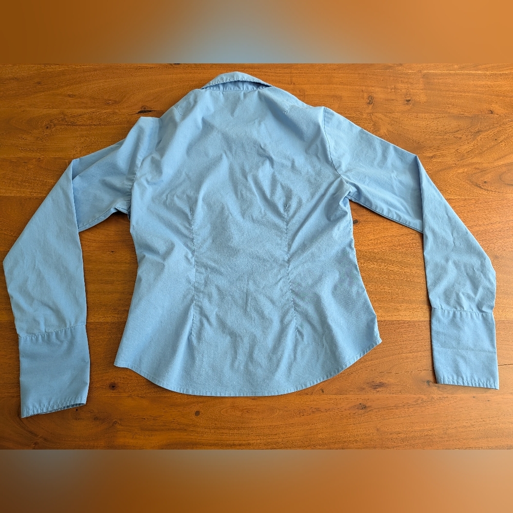 New York & Company City Stretch Sky Blue Shirt - Womens Medium - Picture 3 of 4